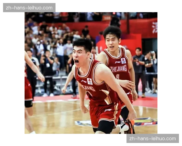 浙江稠州金租对阵辽宁本钢:程帅澎一记三分球让比赛回暖的节点 浙江稠州金租对阵辽宁本钢:程帅澎一记三分球让比赛回暖的节点